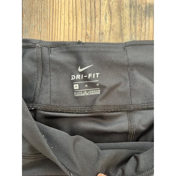 Nike Dri-Fit Capri Length Leggings Womens M Black 22" inseam Gym - Picture 3 of 7